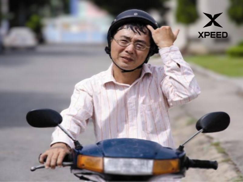 Nguyên nhân mũ bảo hiểm luôn có mùi hôi khó chịu