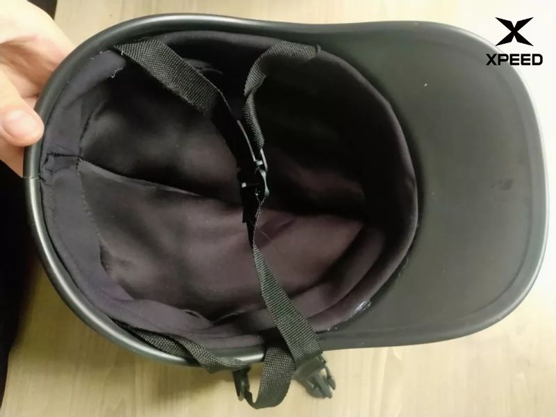 Mũ bảo hiểm lưỡi trai không có phần xốp hấp thụ xung lực